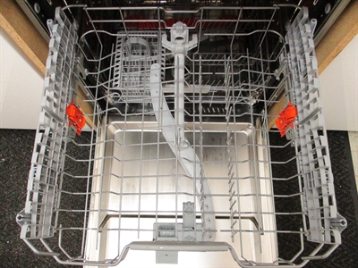 HOTPOINT-ARISTON HIO 3C21 C W