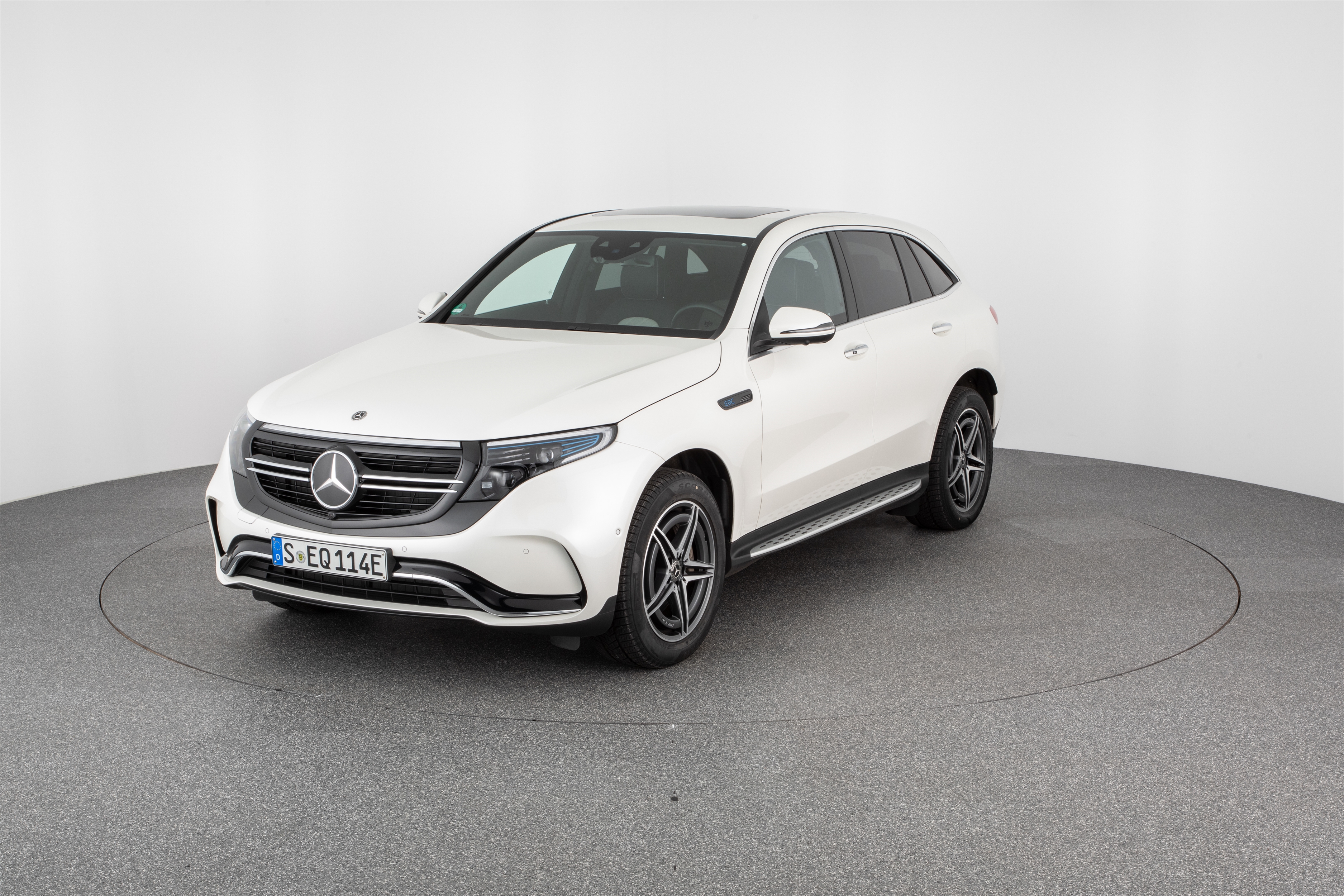 MERCEDES EQC 400