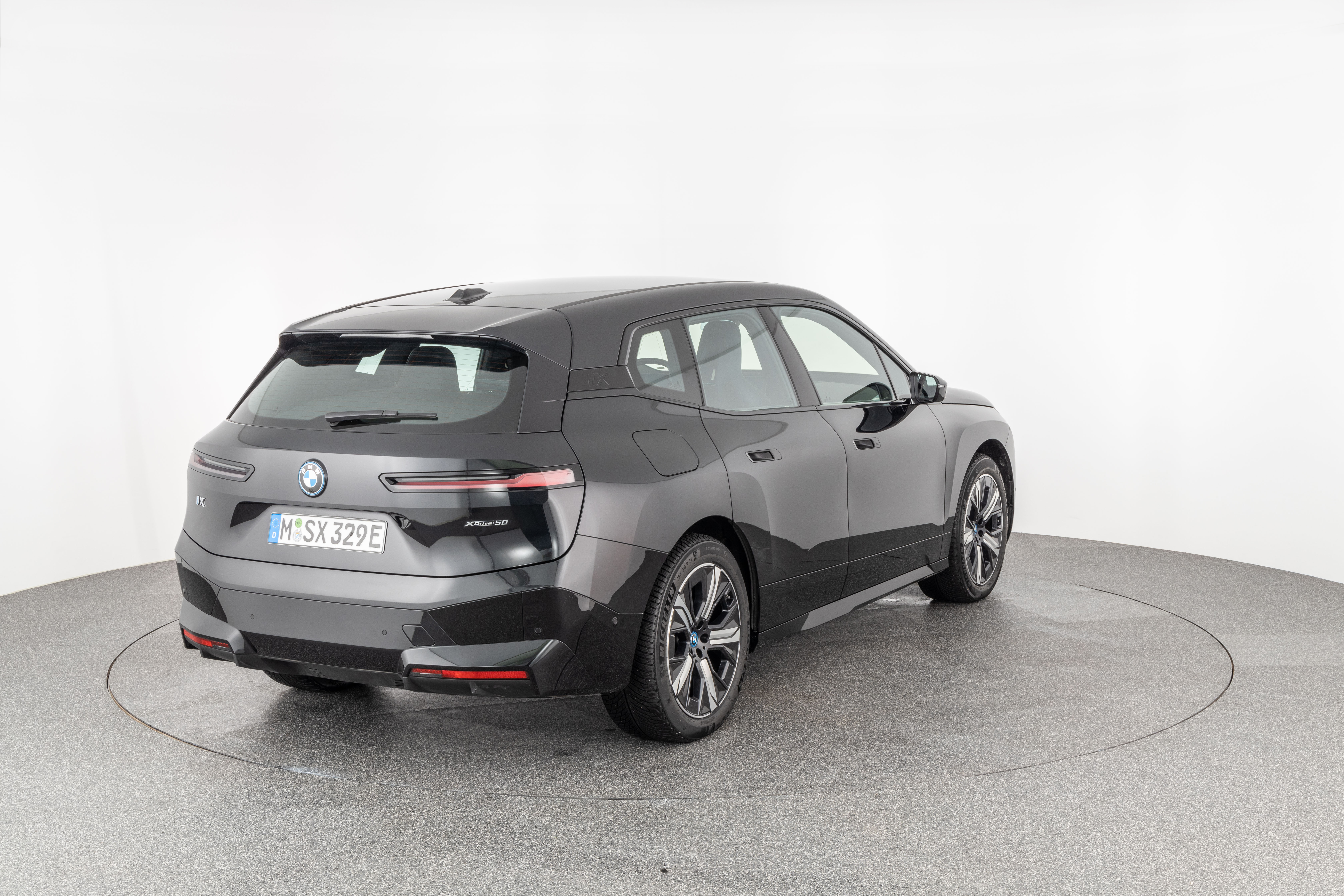 BMW IX XDRIVE50