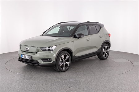 VOLVO XC40 P8 RECHARGE PURE ELECTRIC TWIN