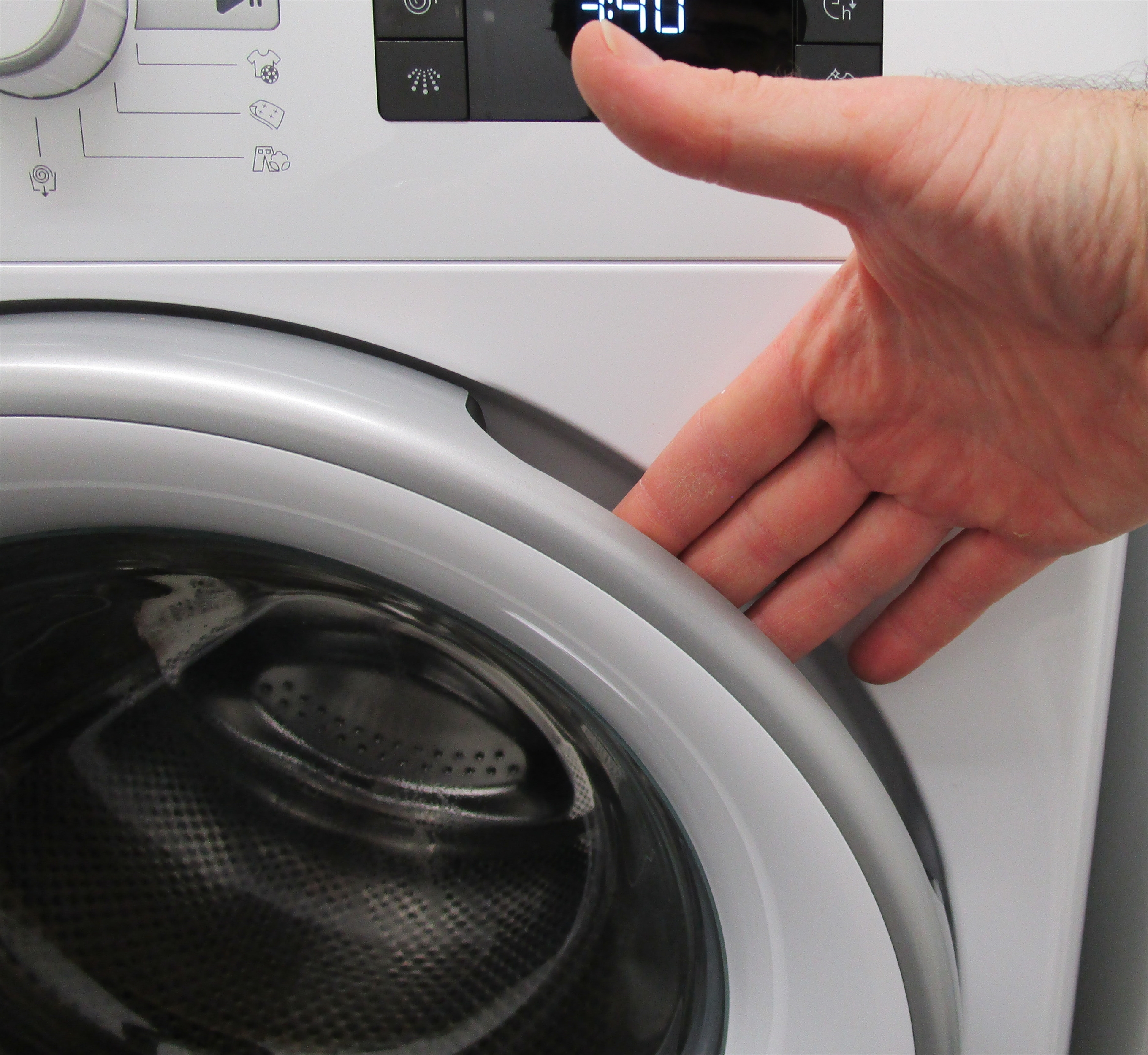 WHIRLPOOL FWG81296WS EU