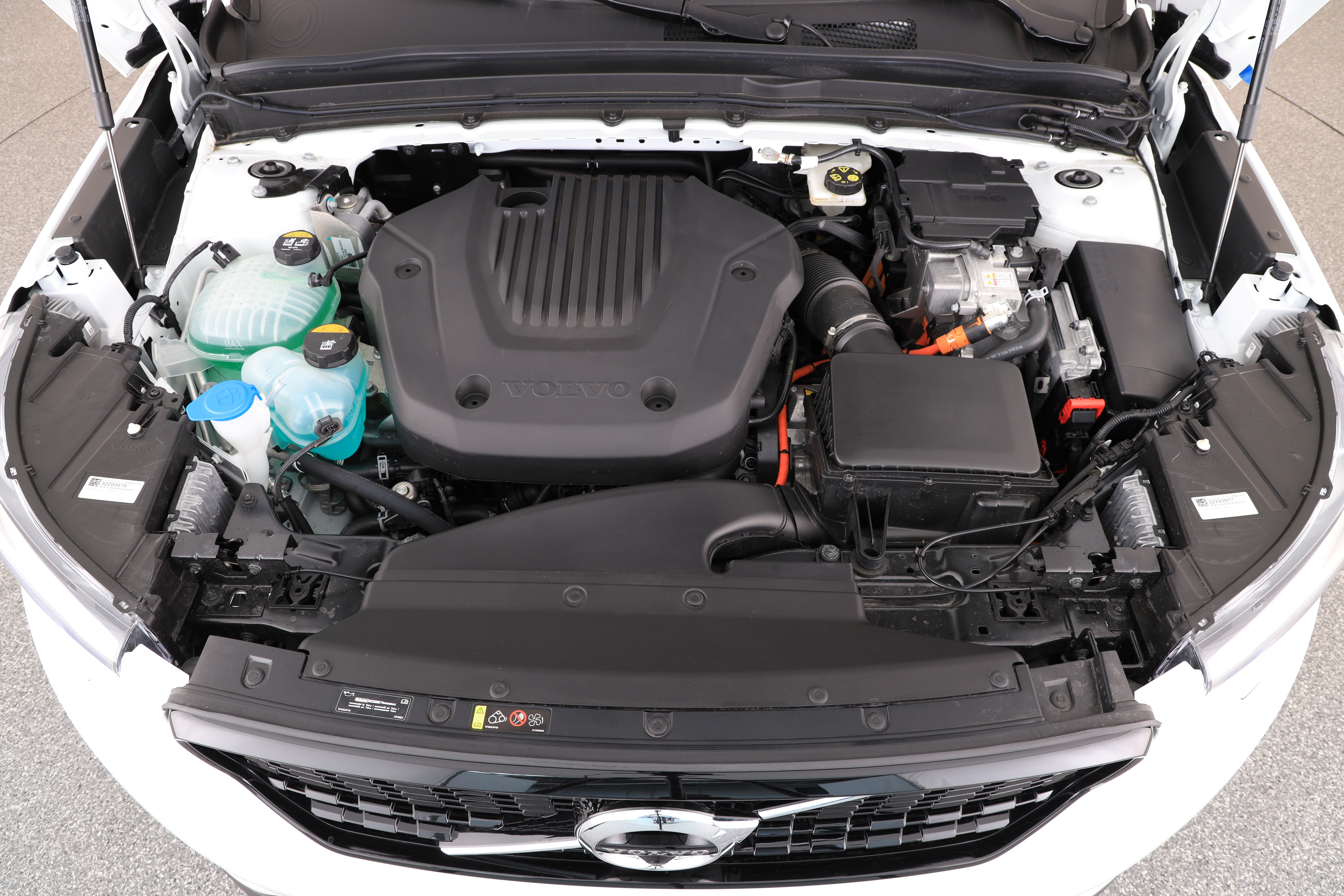 VOLVO XC40 T5 TWIN ENGINE