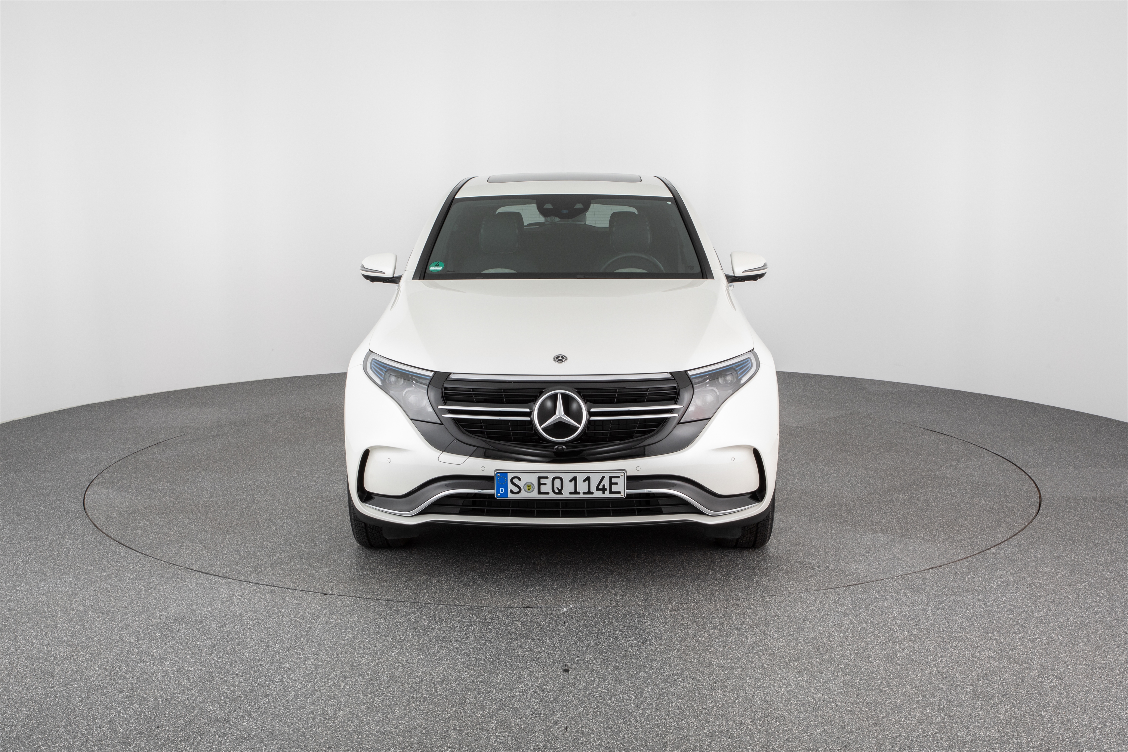MERCEDES EQC 400
