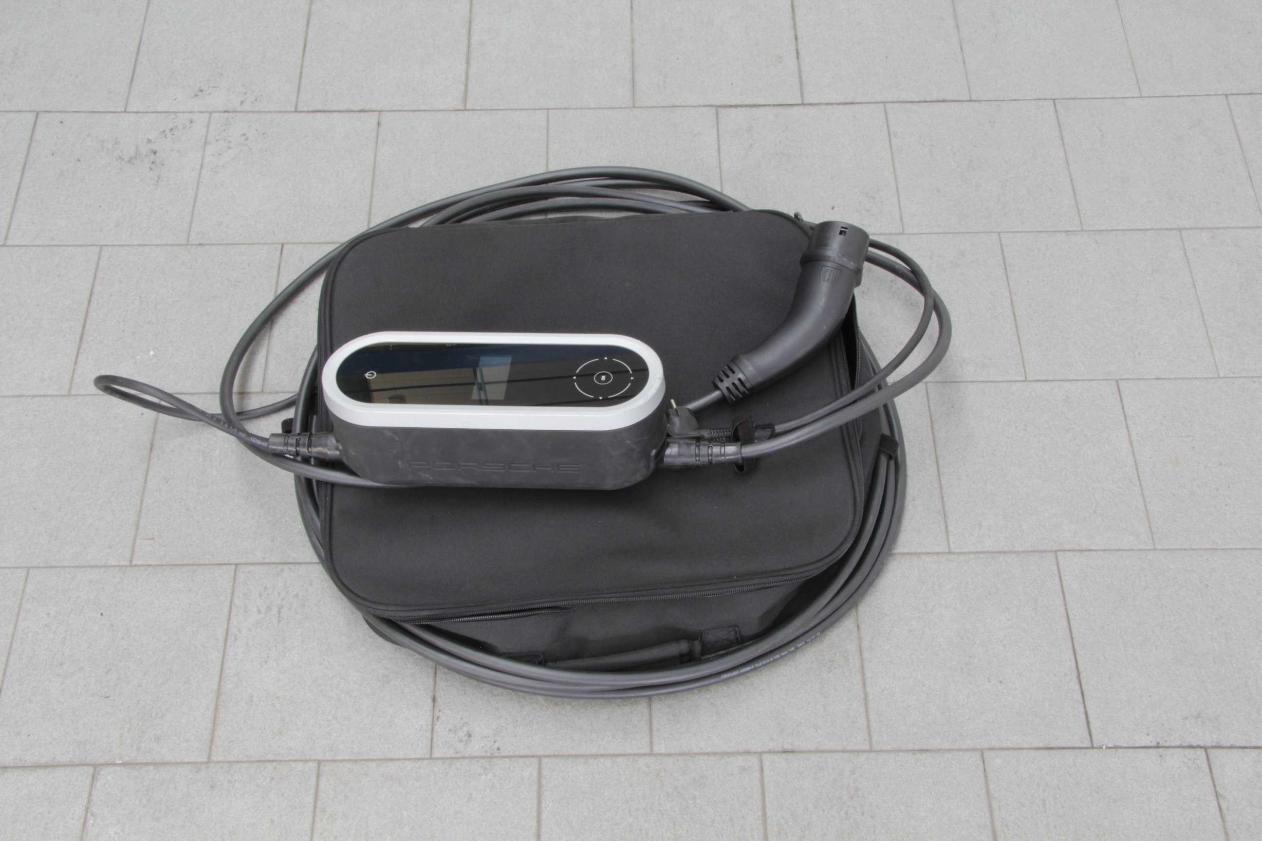 PORSCHE PANAMERA 4 E-HYBRID