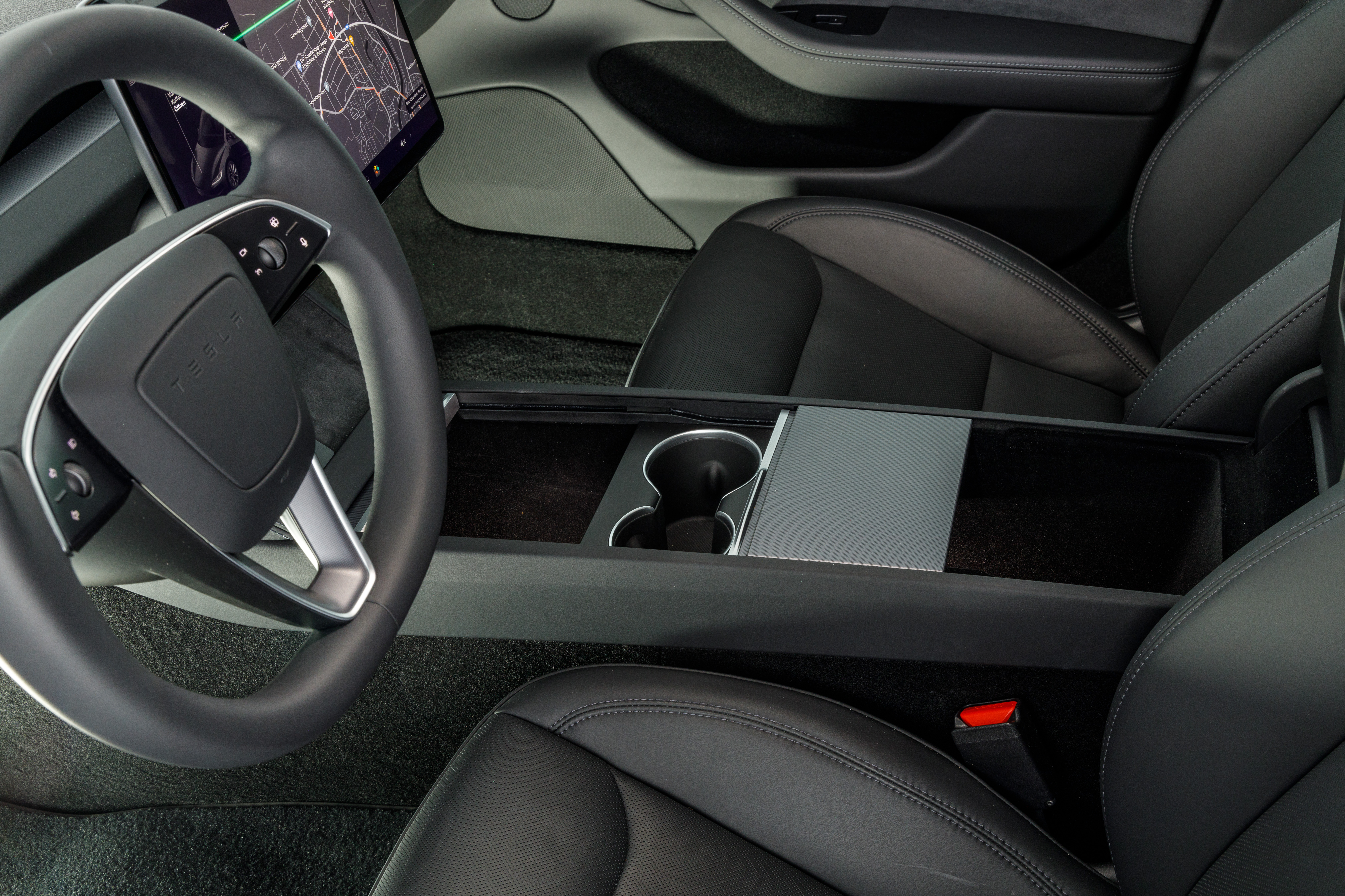 TESLA MODEL 3 LONG RANGE