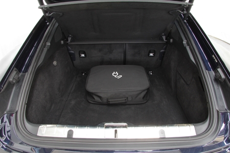 PORSCHE PANAMERA 4 E-HYBRID