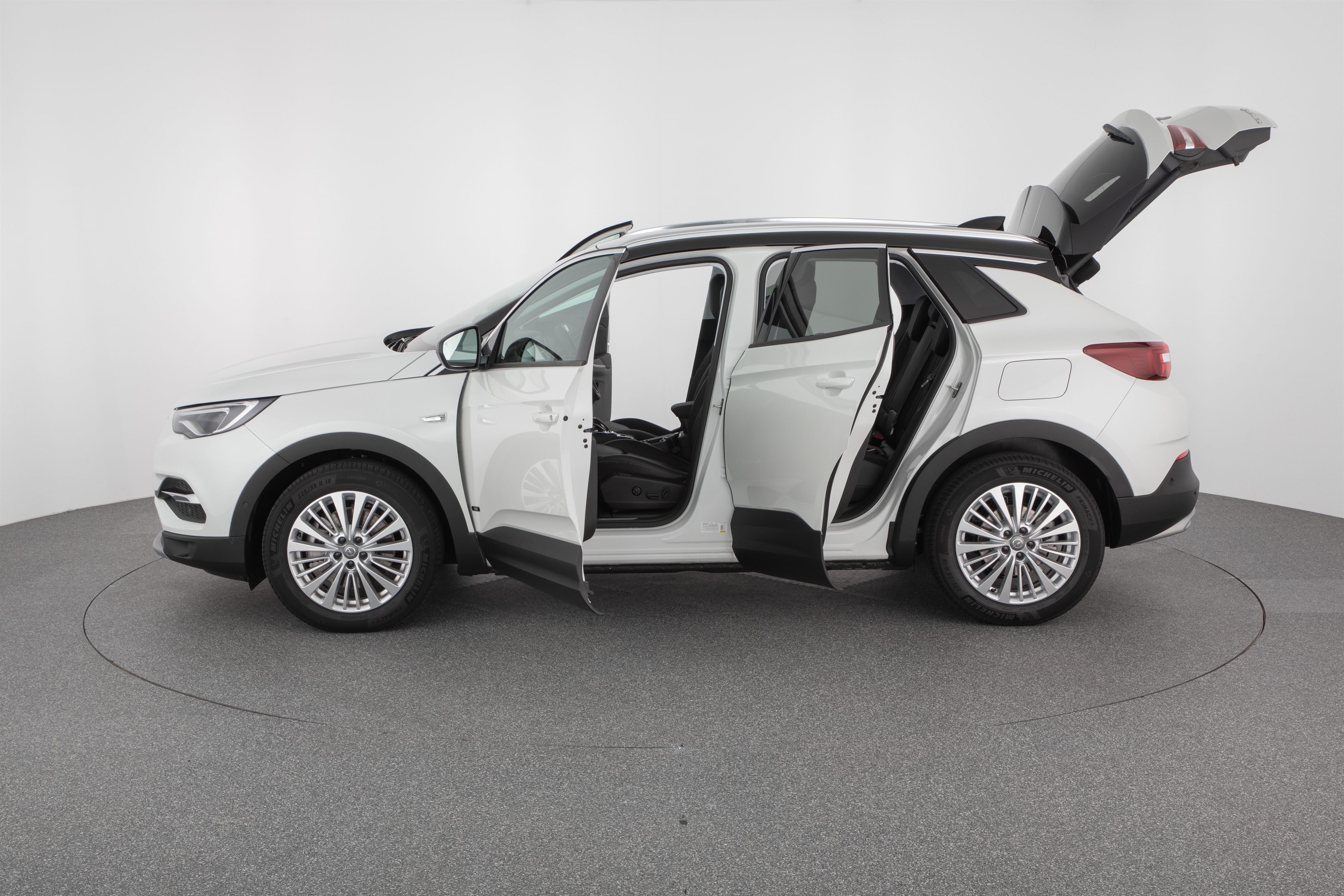 OPEL GRANDLAND X 1.6 DI TURBO HYBRID