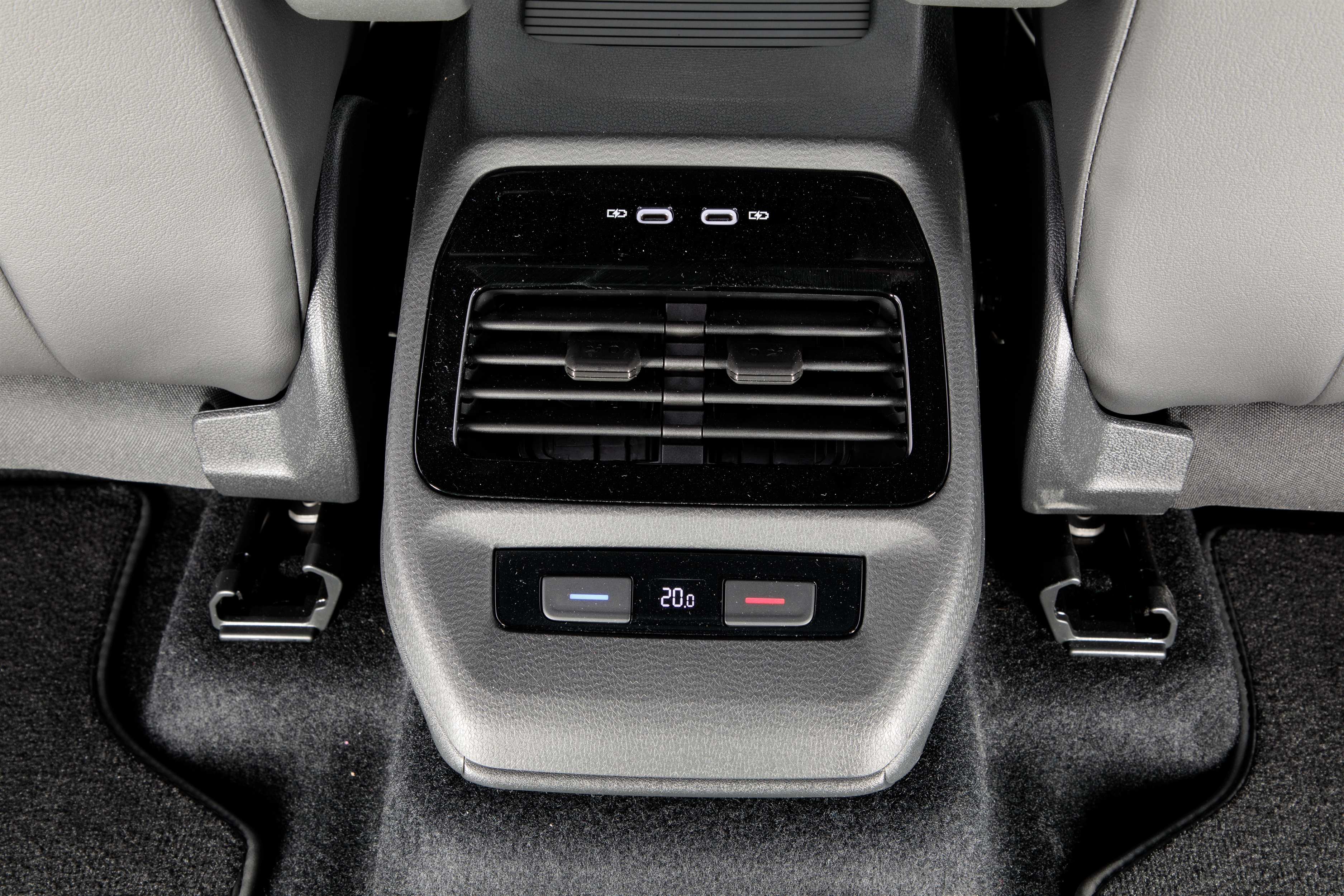 VW ID.4 PRO PERFORMANCE (77 KWH)