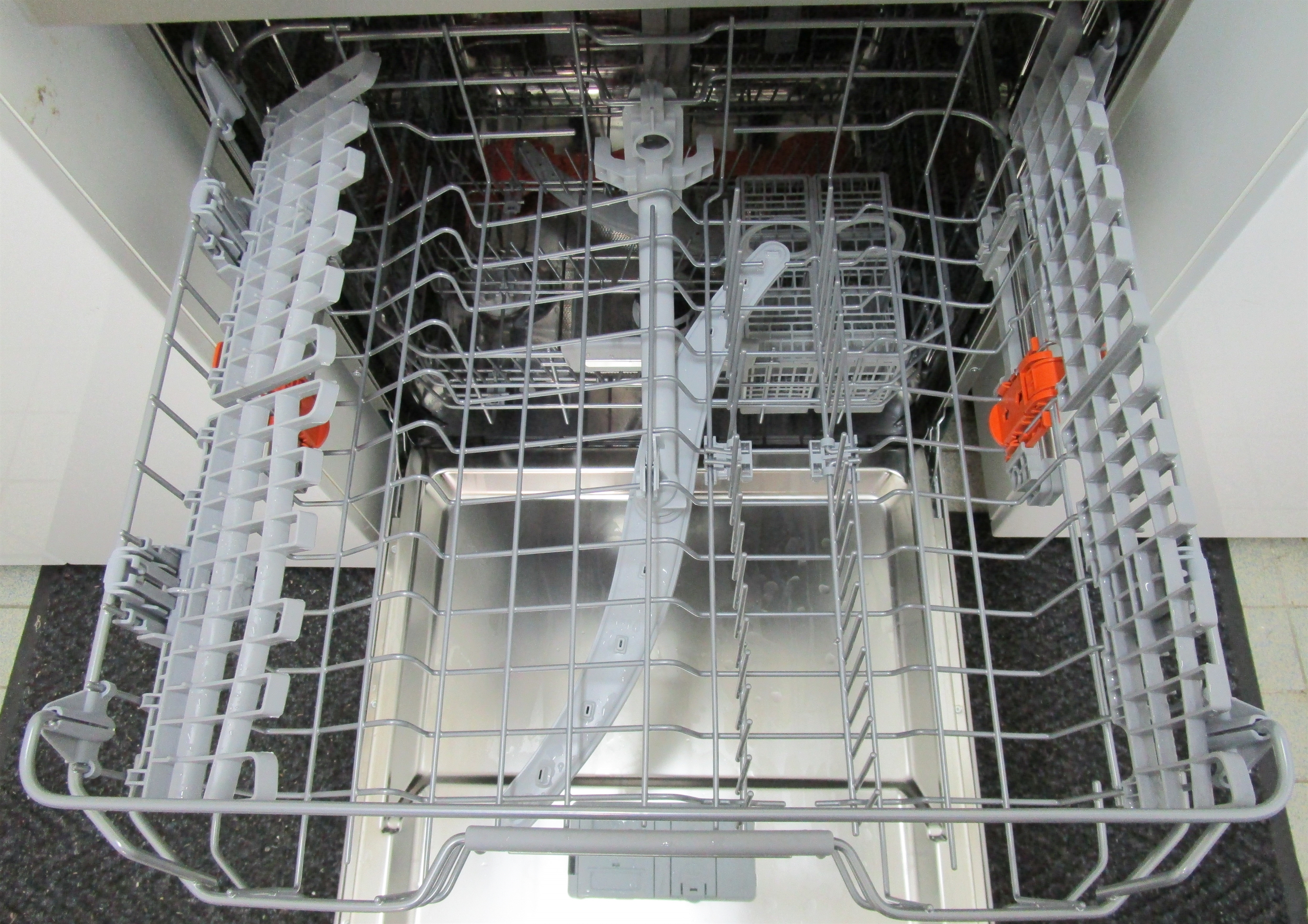 HOTPOINT-ARISTON HFO 3O32 W C X