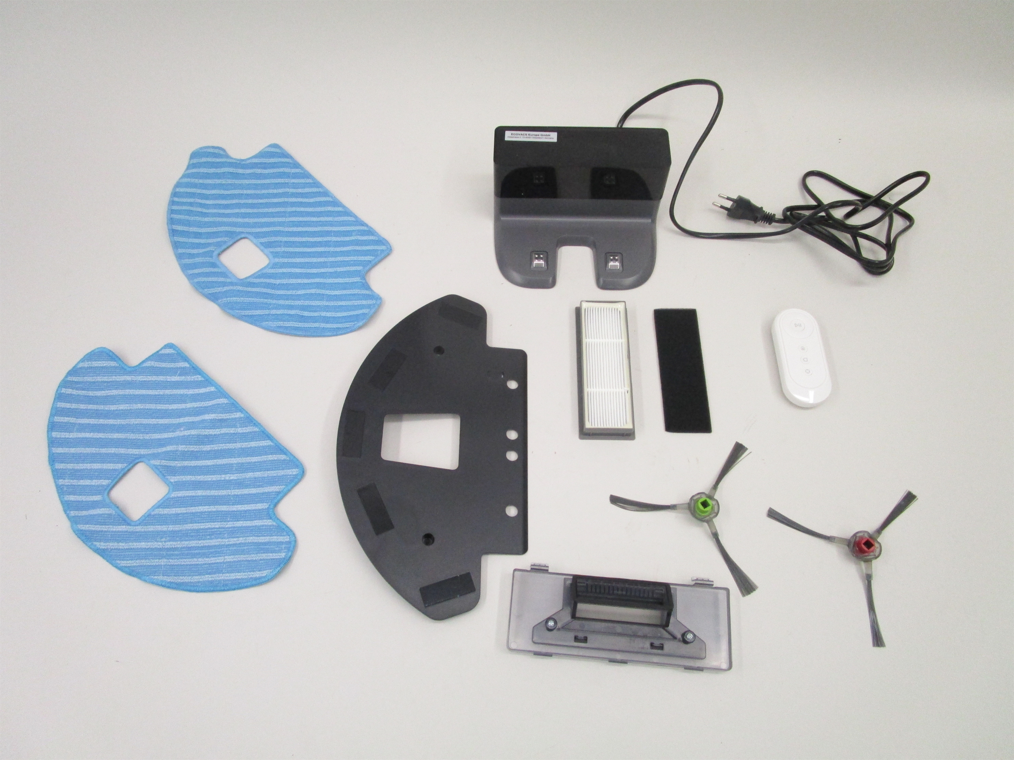 ECOVACS DEEBOT OZMO 610